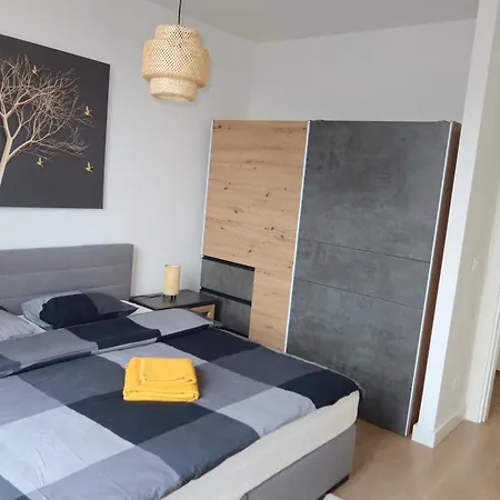 Beograd Na Vodi Lux Bw-octopus *