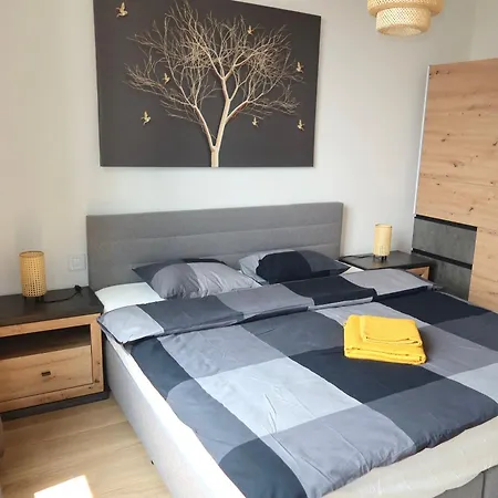 Beograd Na Vodi Lux Bw-octopus *