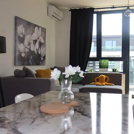 Beograd Na Vodi Lux Bw-octopus Sajmiste