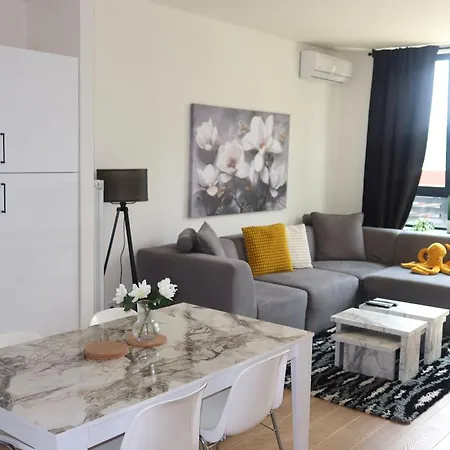 Beograd Na Vodi Lux Bw-octopus * Sajmiste