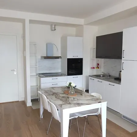 Beograd Na Vodi Lux Bw-octopus *